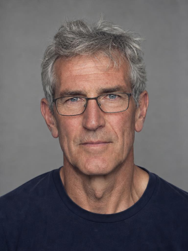Dr. Alistair Finch
