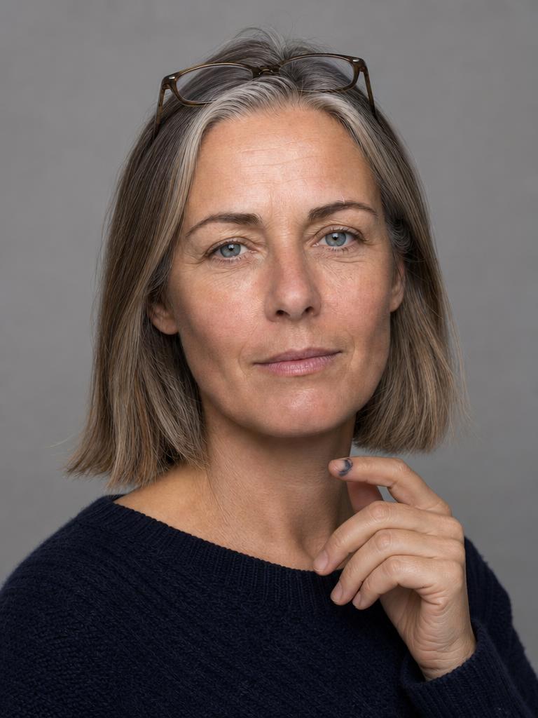 Clare Bennett