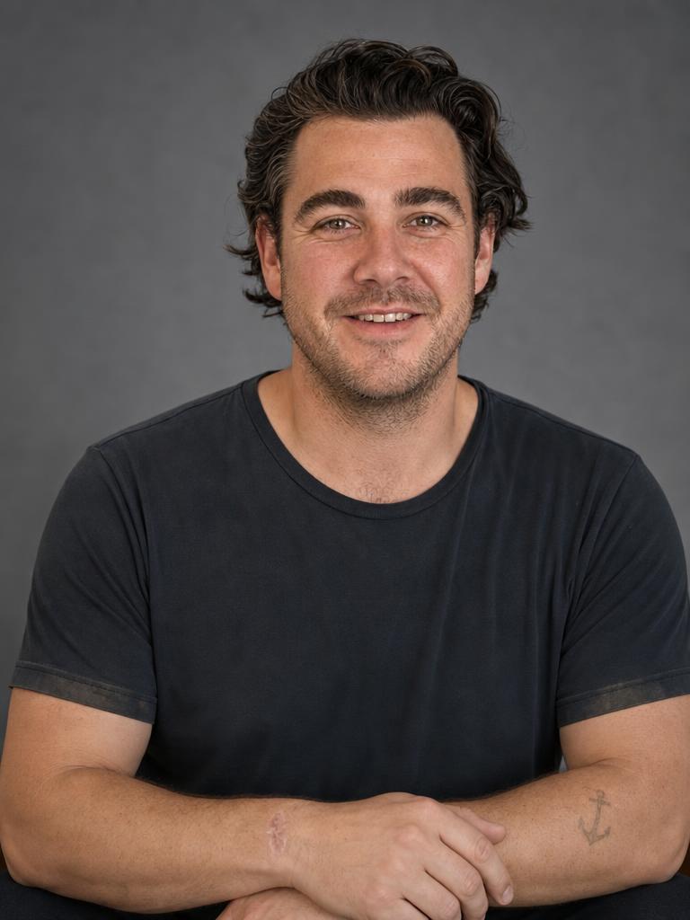 Elias Vance