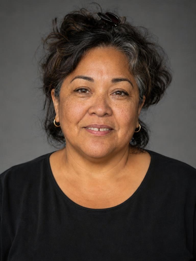 Reina Menjívar